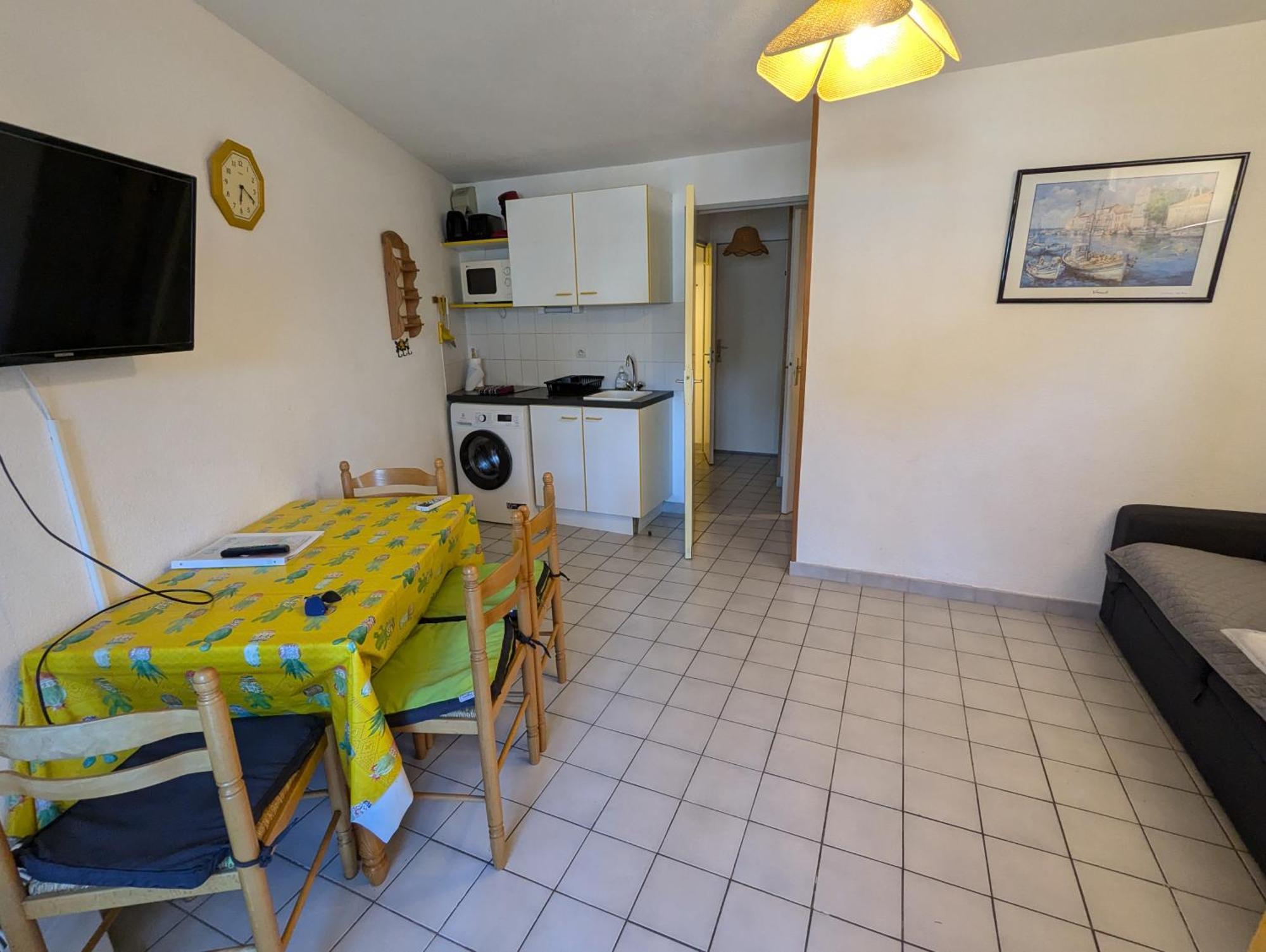 Sol-Y-Days Mathilde, Agreable Appartement En Rez-De-Jardin Avec Parking Et Un Acces Direct A La Plage Le Grau-du-Roi Luaran gambar